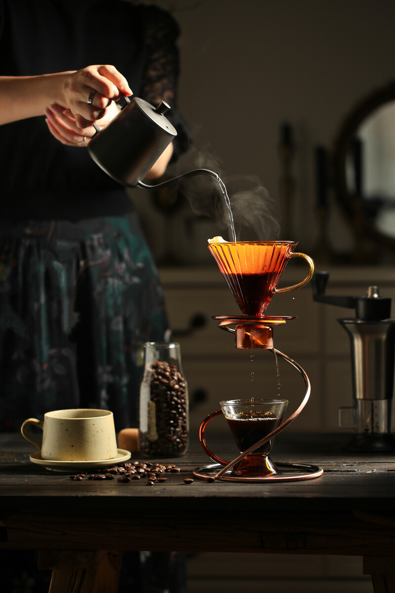 手冲咖啡与茶叶 两种风味的艺术之旅